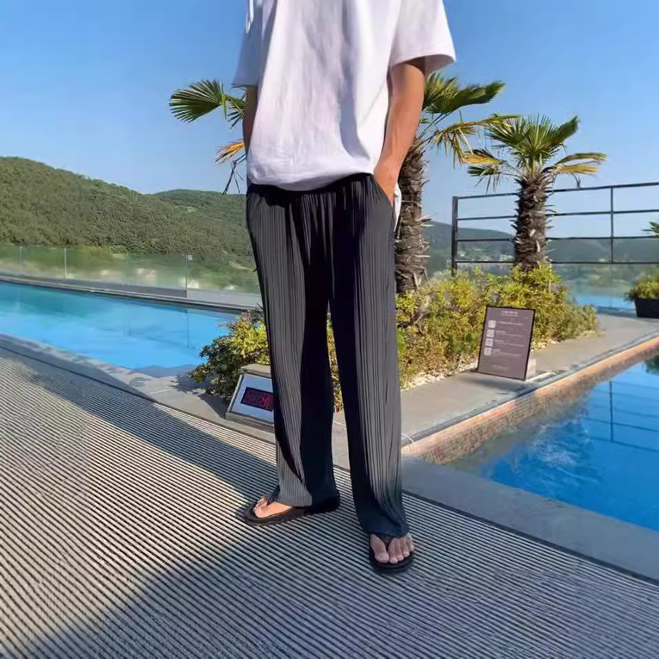 Mens Fashion Dark Grey Pants - アメリカンスタイルの新しいファッションメンズブラックダークグレー無地ルーズカジュアルベーシックシンプルプリーツスーツパンツ男性ズボン服